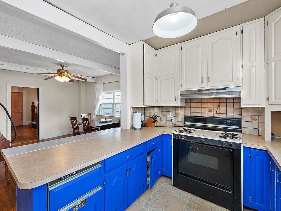 1st image of 9 Liberty Hill Ave