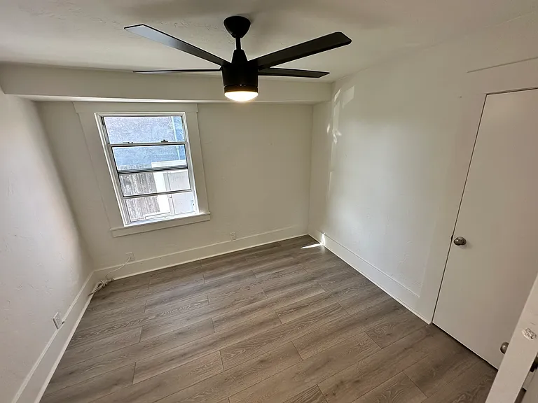 4225 Central Ave — Photo 7