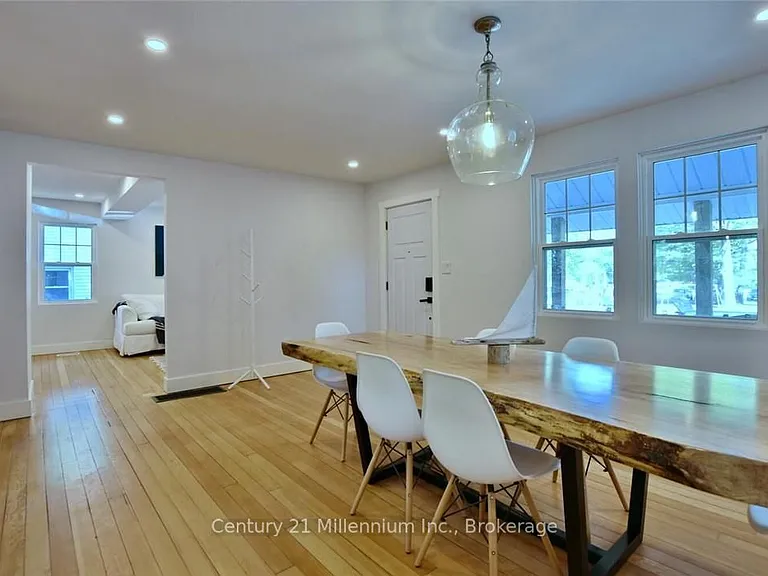 85 Glenwood Dr — Photo 15