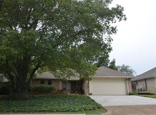 3663 Forest Trail Dr, Grand Prairie, TX