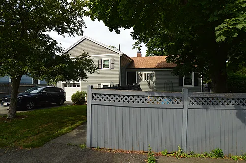 13 Plymouth St Photo 1
