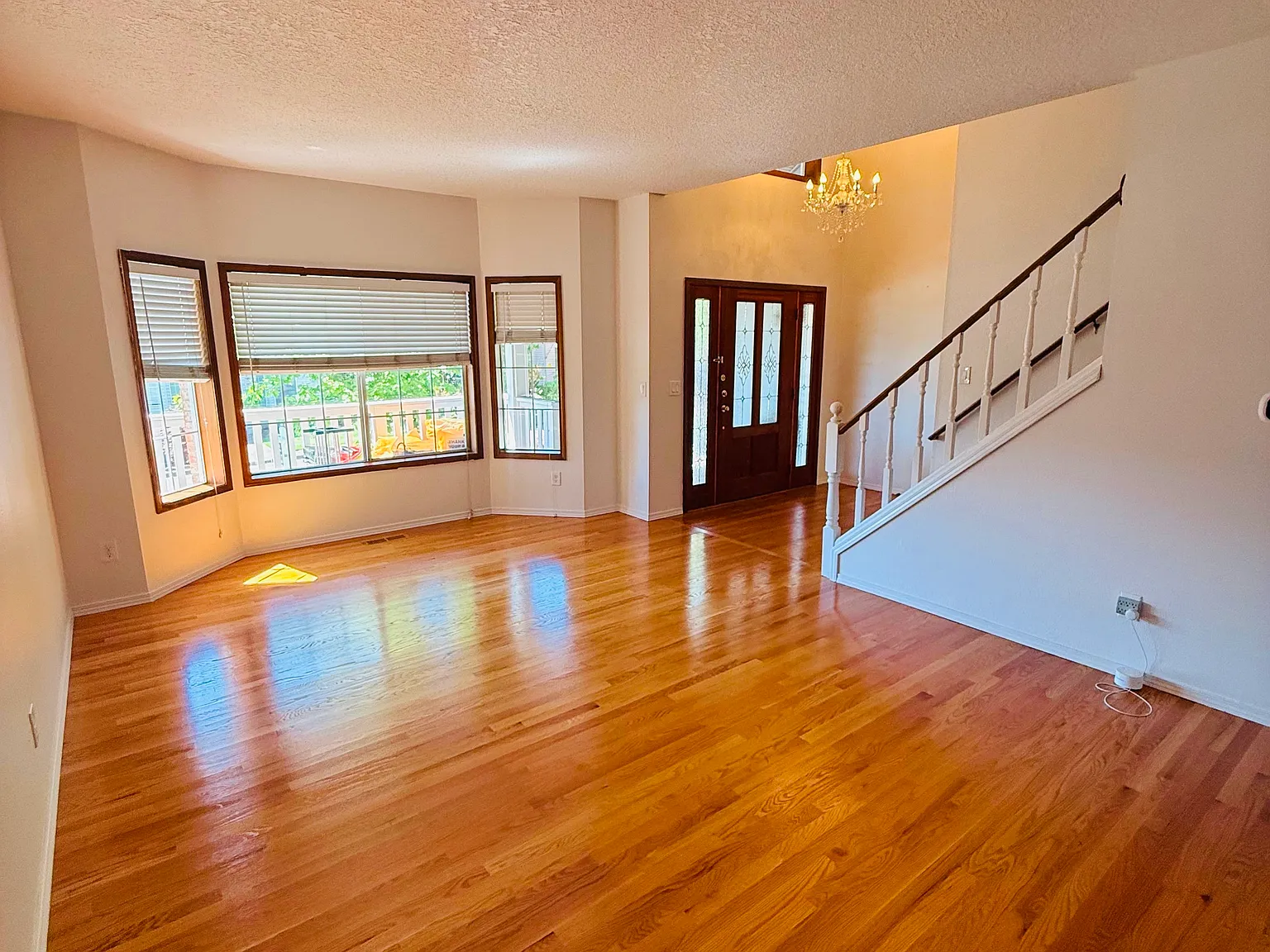 4 bed, 2944 sqft, $4,200 — Photo 4