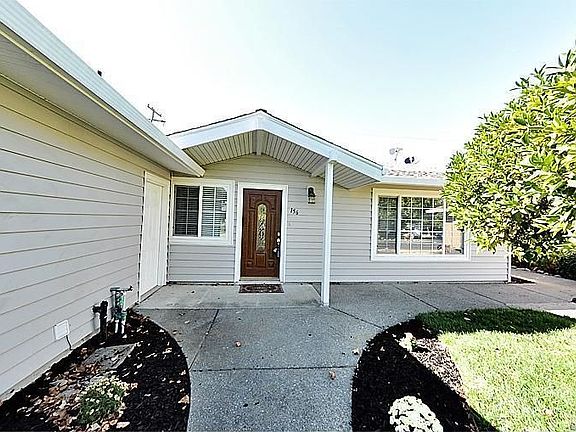 5th image of 156 Rainier Cir