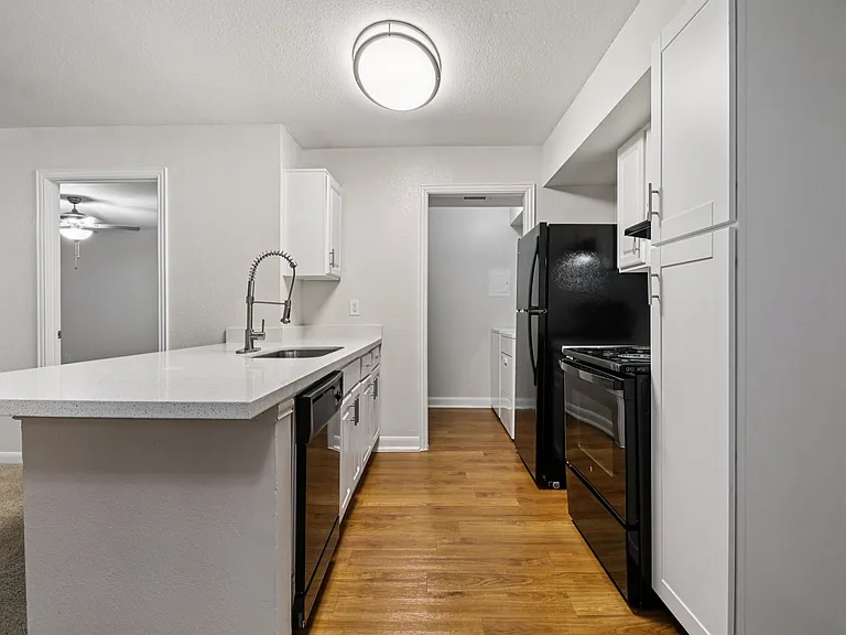 26-web-or-mls-B2DQ-S1608-008 26-web-or-mls-B2DQ-S1608-008