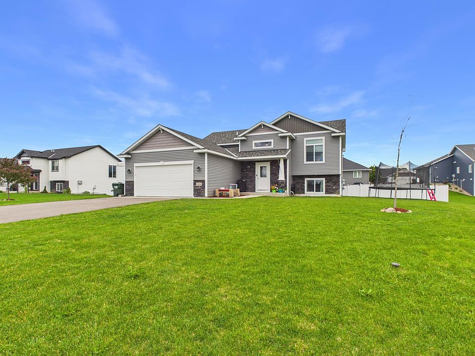 1st image of 114 Collina Cir