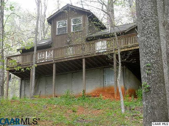 2nd image of 3 Dove Dr