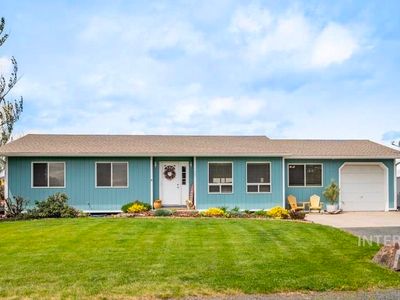 1003 Grand Fir Dr, Moscow, ID, 83843