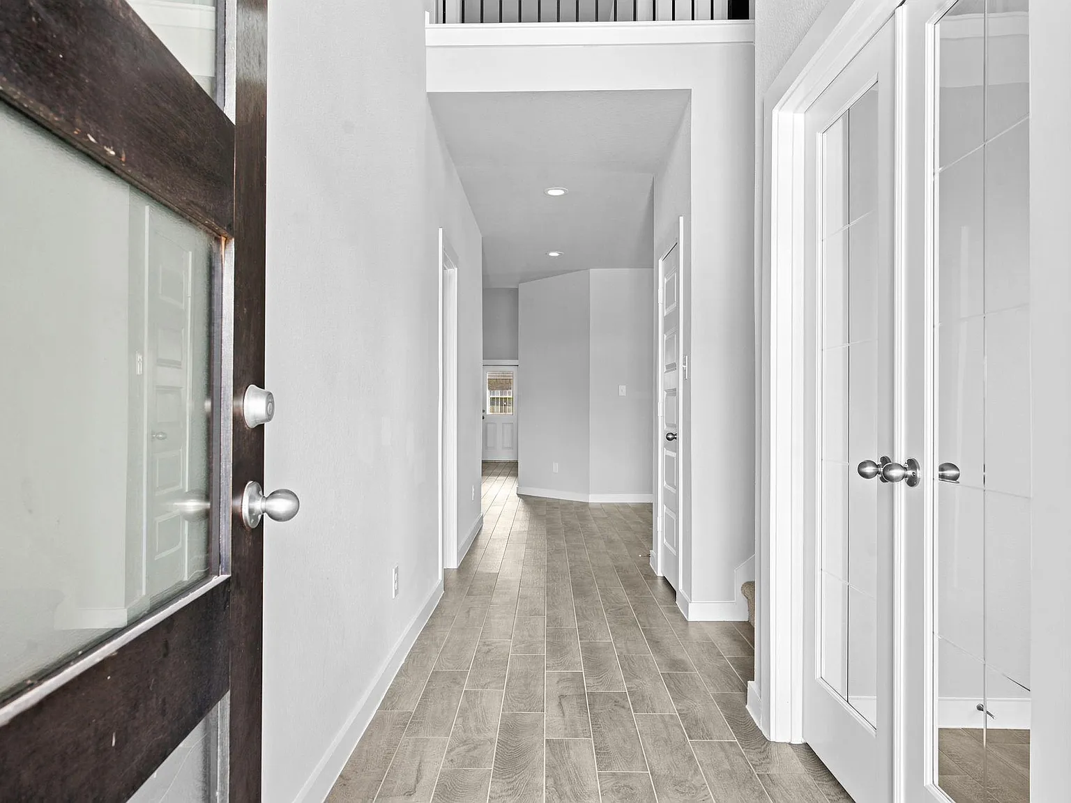 4 bed, 3.5 bath, 2719 sqft, $3,000 — Photo 3