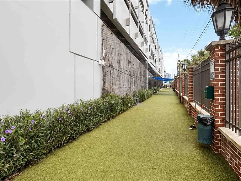 62 W Colonial Dr #301 — Photo 34