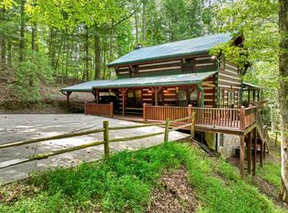 553 Indian Cave Rd, Ellijay, GA 30536