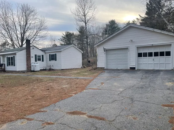 302 River Rd, Topsham, ME 04086