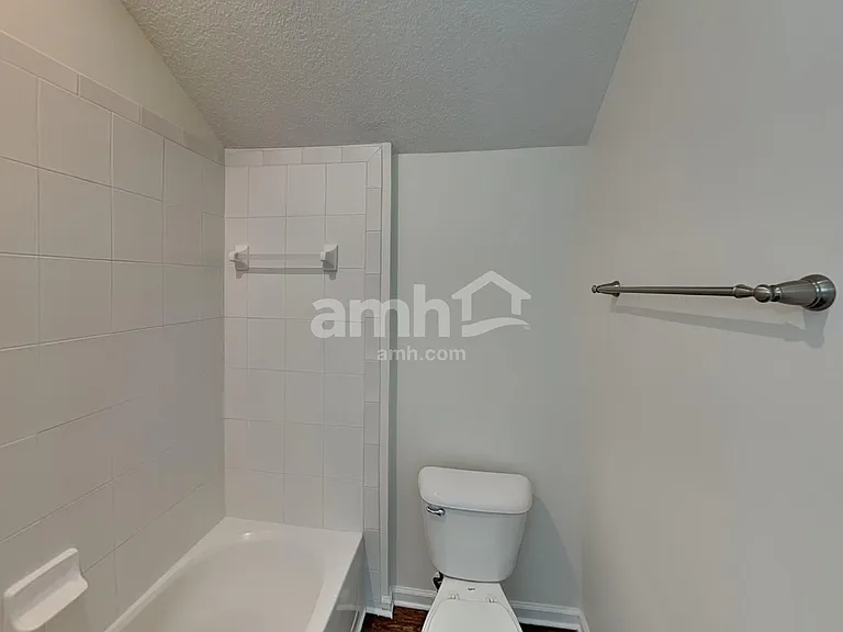 768 W Devonhurst Ln — Photo 17