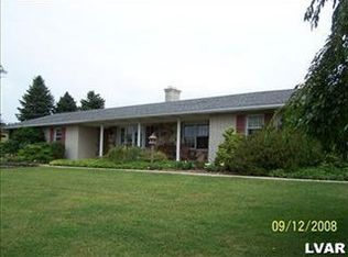 3724 Friedens Rd, Slatington, PA 18080