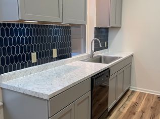 1829 S 9th St APT B, Saint Louis, MO 63104