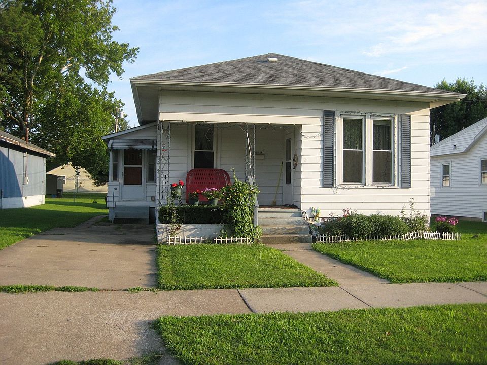 1st image of 1917 Clarke St