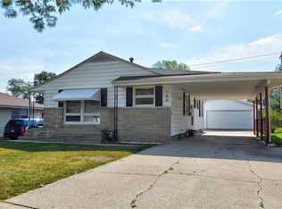 140 Southland Dr, Decatur, IL 62521