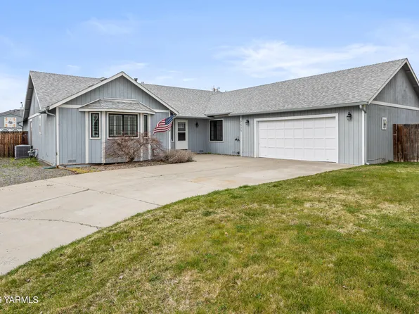 7505 Olmstead Ct, Yakima, WA 98908