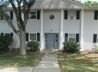 2 Locust Ct APT F, Fishkill, NY 12524