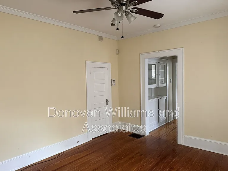 1529 Thomas Ave #B — Photo 5