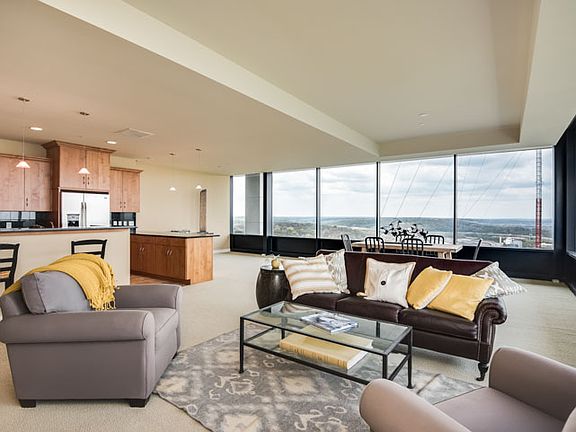 5th image of 700 W 31st St Suite 1201
