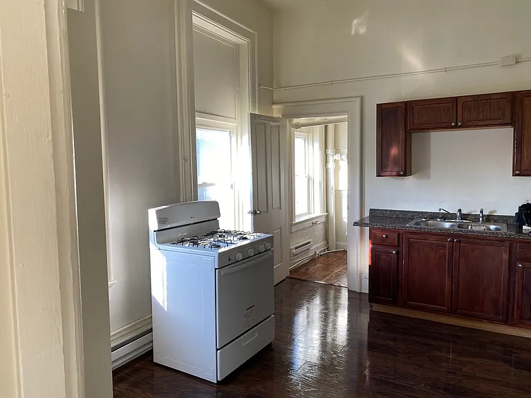 514 York St #2A — Photo 11
