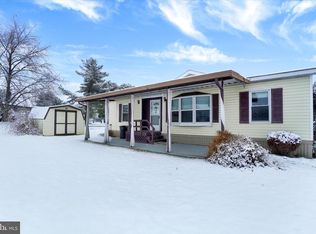 105 Honey Locust Cir, Dover, PA
