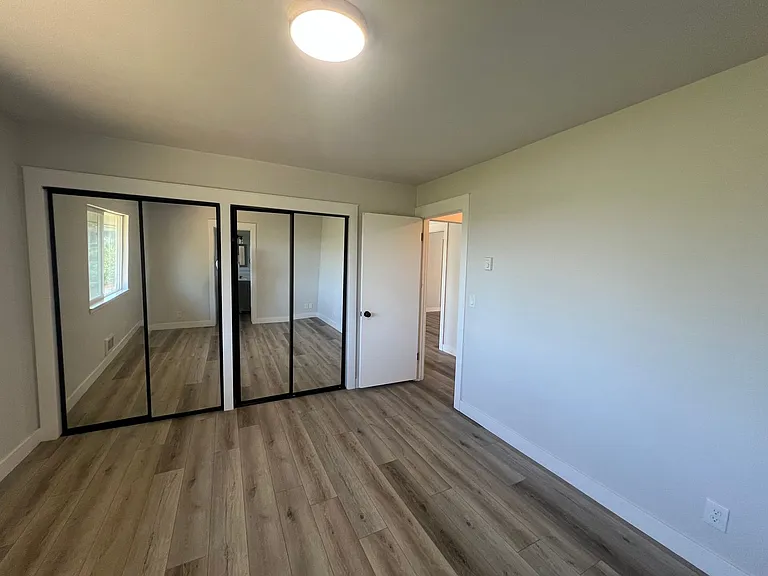 546 Fir Ave — Photo 17