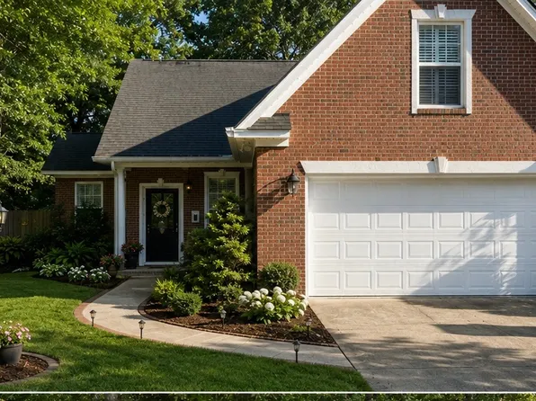 652 Park Place Dr, Elgin, SC 29045