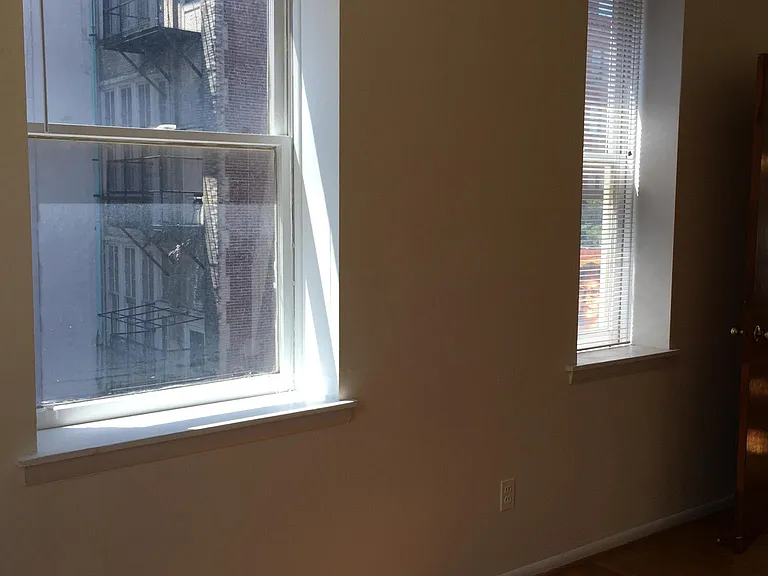 201 S 12th St #4B — Photo 7
