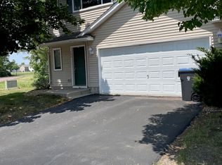 100 Oriole Path, Mankato, MN 56001