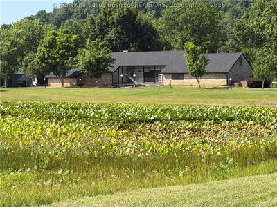141 Evans Grove Dr, Evans, WV, 25241