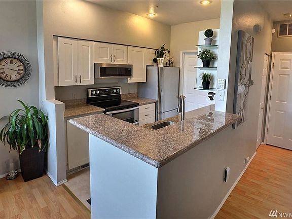 5th image of 2110 NW Pacific Elm Dr #2110