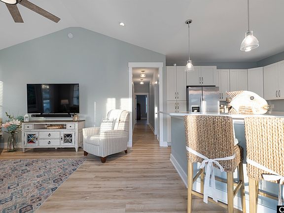 4th image of 106 N Bowsprit Ln Lot 117