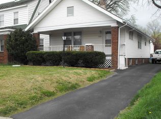 2320 S 5th St, Springfield, IL 62703