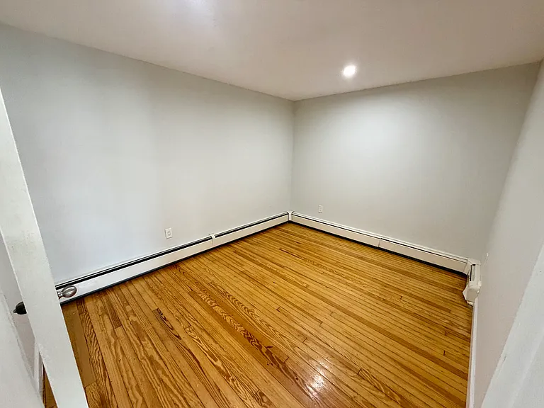298 Outwater Ln #1 — Photo 10