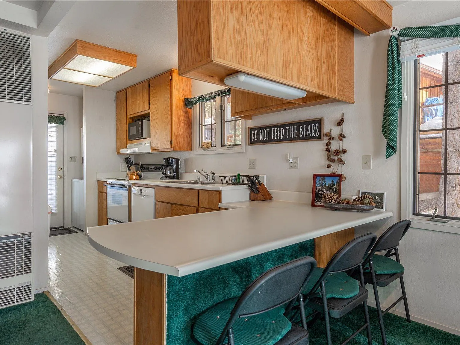 1 bed, 1008 sqft, $2,500 — Photo 4