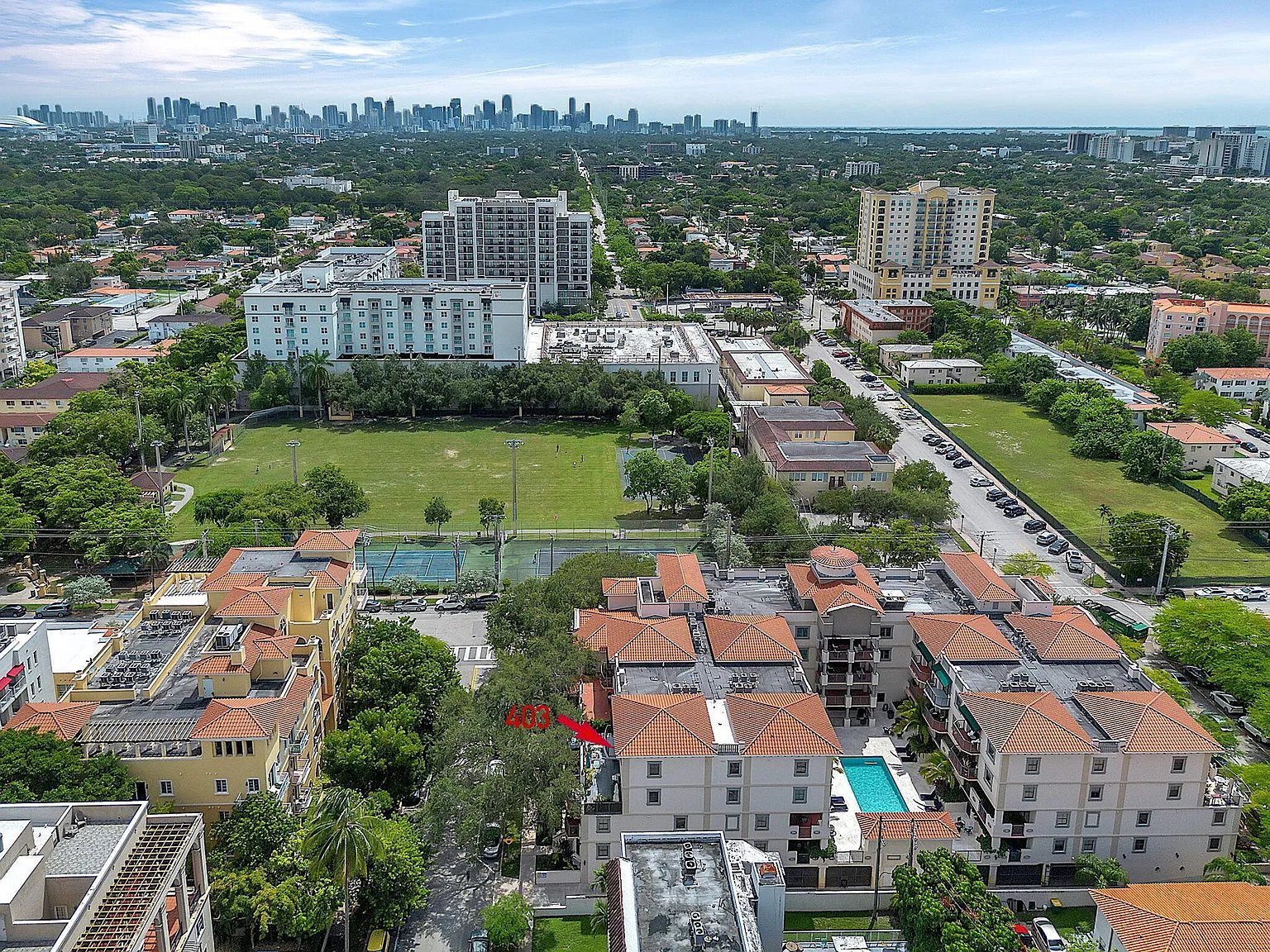 2 bed, 2.0 bath, 1158 sqft, $3,900 — Photo 3