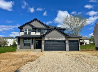 4875 Noble Dr NW, Rochester, MN 55901