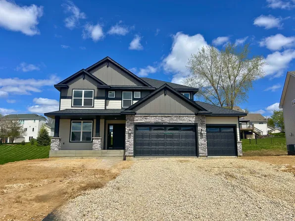 4875 Noble Dr NW, Rochester, MN 55901