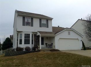 1628 Dartmoor Dr, Howell, MI 48843