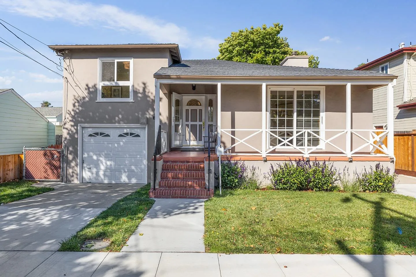 264 Cypress Ave photo 1