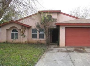 2852 S Bardell Ave, Fresno, CA