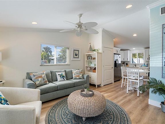 3rd image of 3009 AVENUE E #A