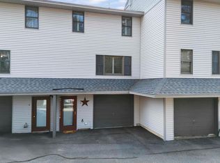 3 Moonlight Dr, Newmarket, NH 03857
