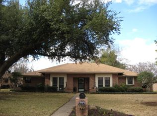 319 Rash Ln, Terrell, TX 75160