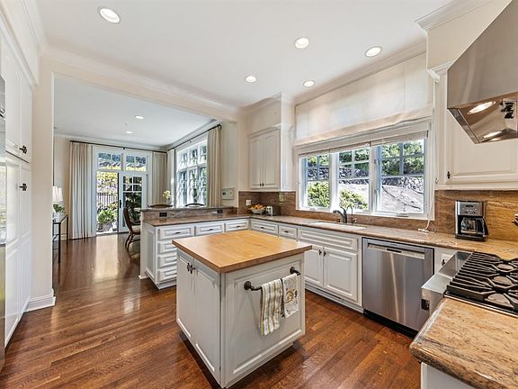 5th image of 30 Ross Terrace