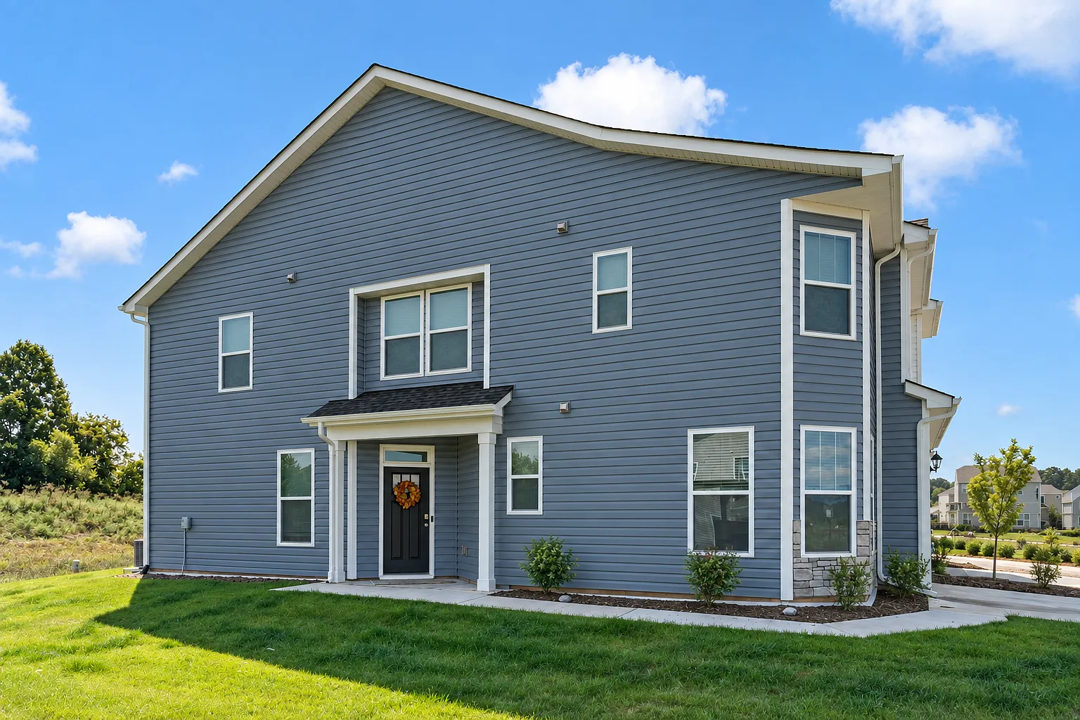 3 bed, 2.5 bath, 1774 sqft, $2,600 — Photo 3