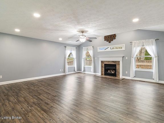 2nd image of 6604 Brook Falls Ct