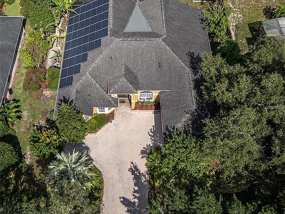 5th image of 140 SEVILLE CHASE DRIVE