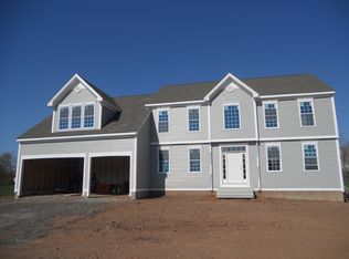 37 Saddle Hill Dr, Middletown, CT 06457